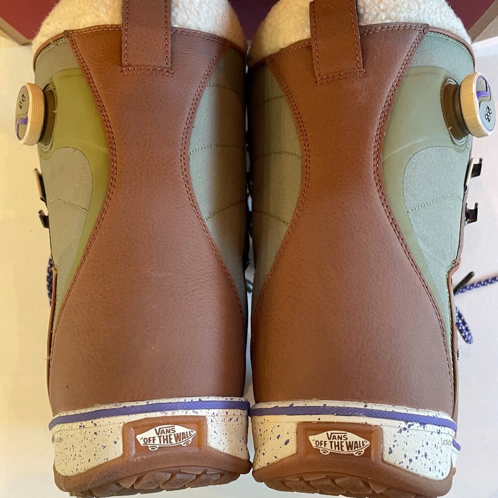 Never Worn Vans Ferra - Hana Beaman's Pro Model Snowboard Boots | Women's Size 8 - Picture 7 of 11